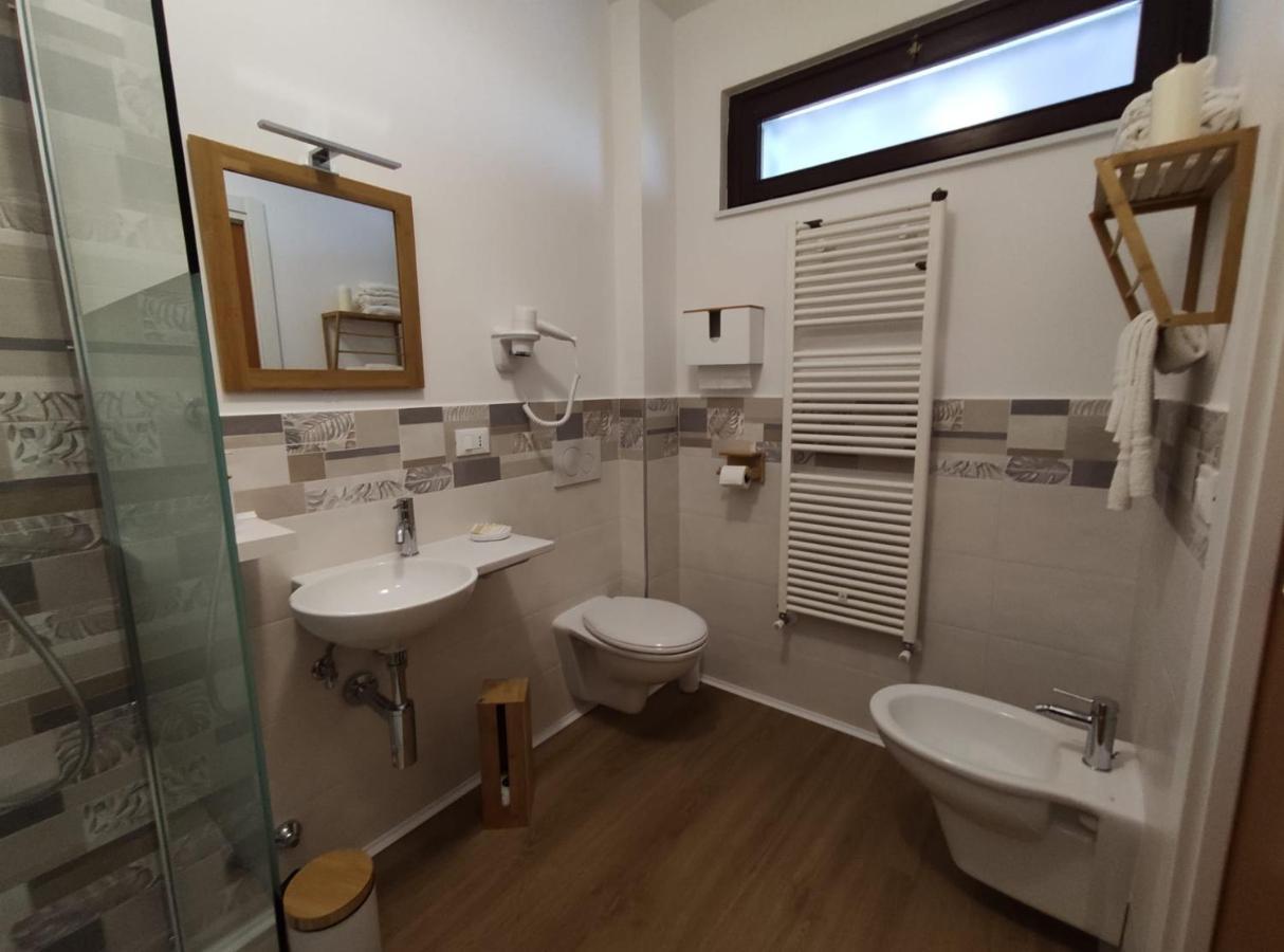 Loremi Rooms แตร์โมลิ ภายนอก รูปภาพ