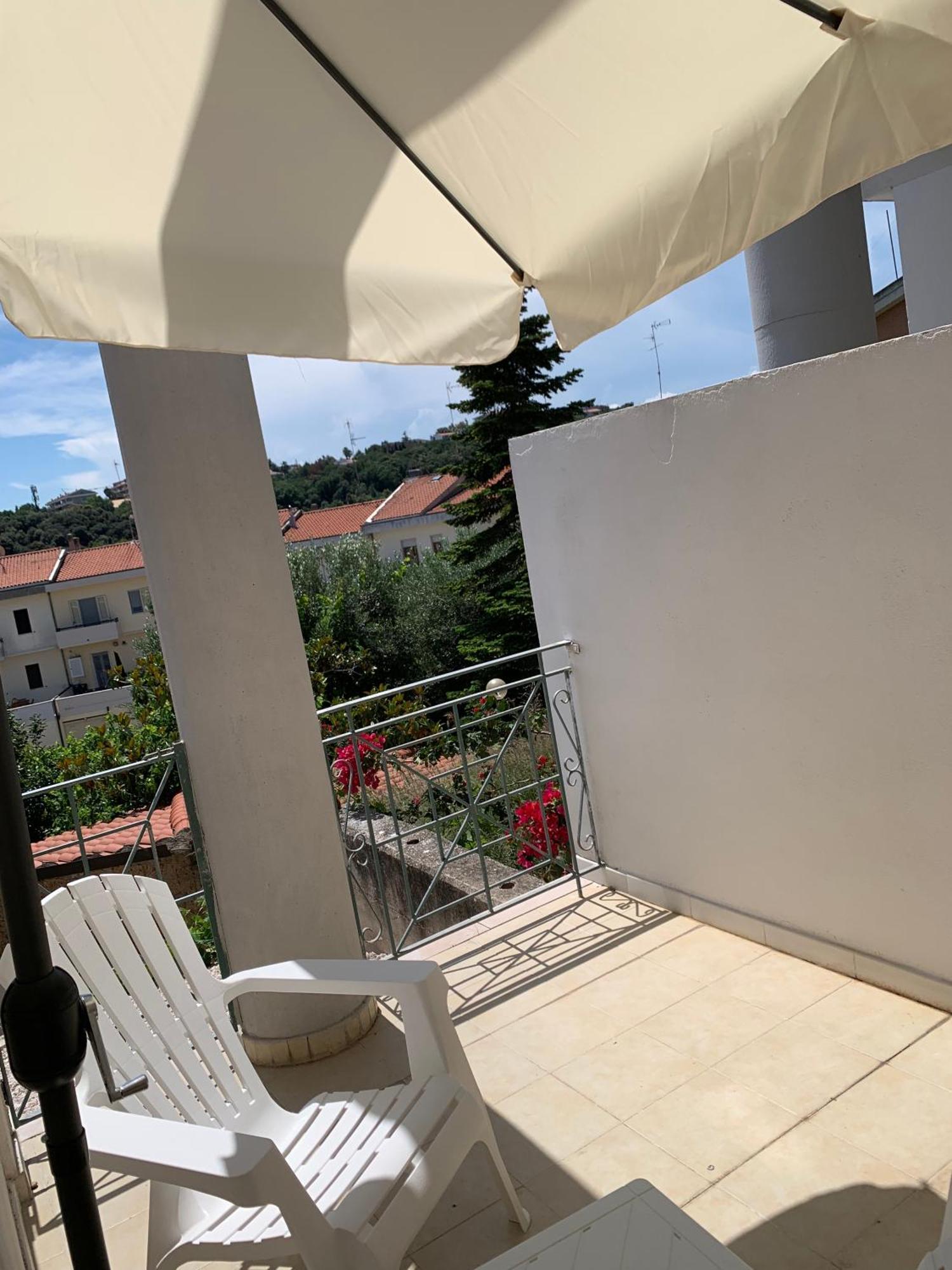 Loremi Rooms แตร์โมลิ ภายนอก รูปภาพ